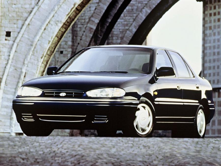  Hyundai Elantra 1993 года  (фото 4 из 4)